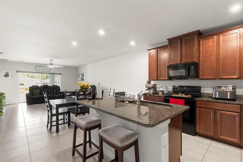 For Sale: $339,000 (3 beds, 2 baths, 1532 Square Feet)