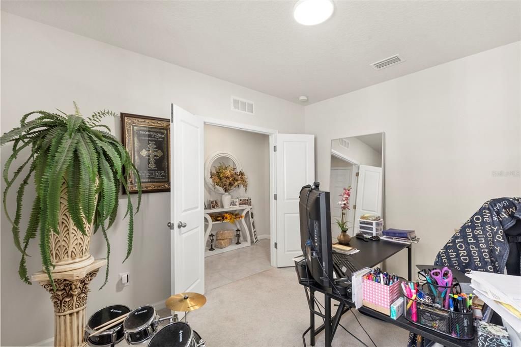 For Sale: $339,000 (3 beds, 2 baths, 1532 Square Feet)