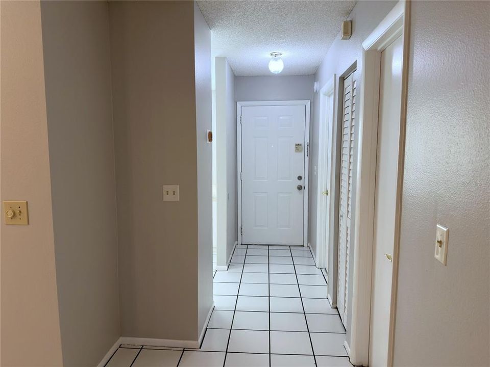 For Rent: $1,650 (2 beds, 2 baths, 1005 Square Feet)