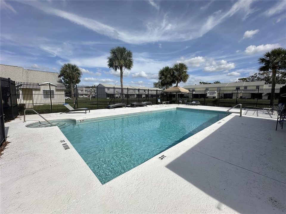 For Rent: $1,650 (2 beds, 2 baths, 1005 Square Feet)