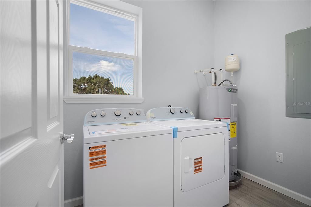 En Venta: $284,900 (3 camas, 2 baños, 1204 Pies cuadrados)