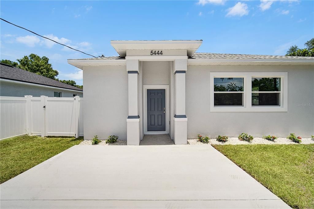 En Venta: $284,900 (3 camas, 2 baños, 1204 Pies cuadrados)
