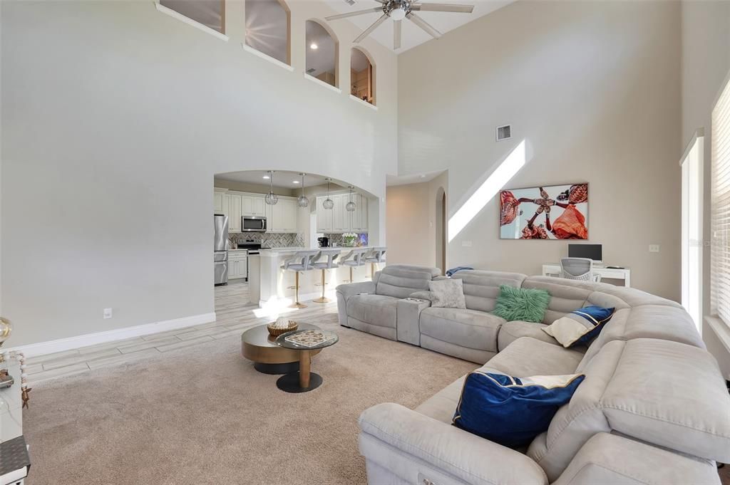 For Sale: $699,000 (5 beds, 4 baths, 3593 Square Feet)