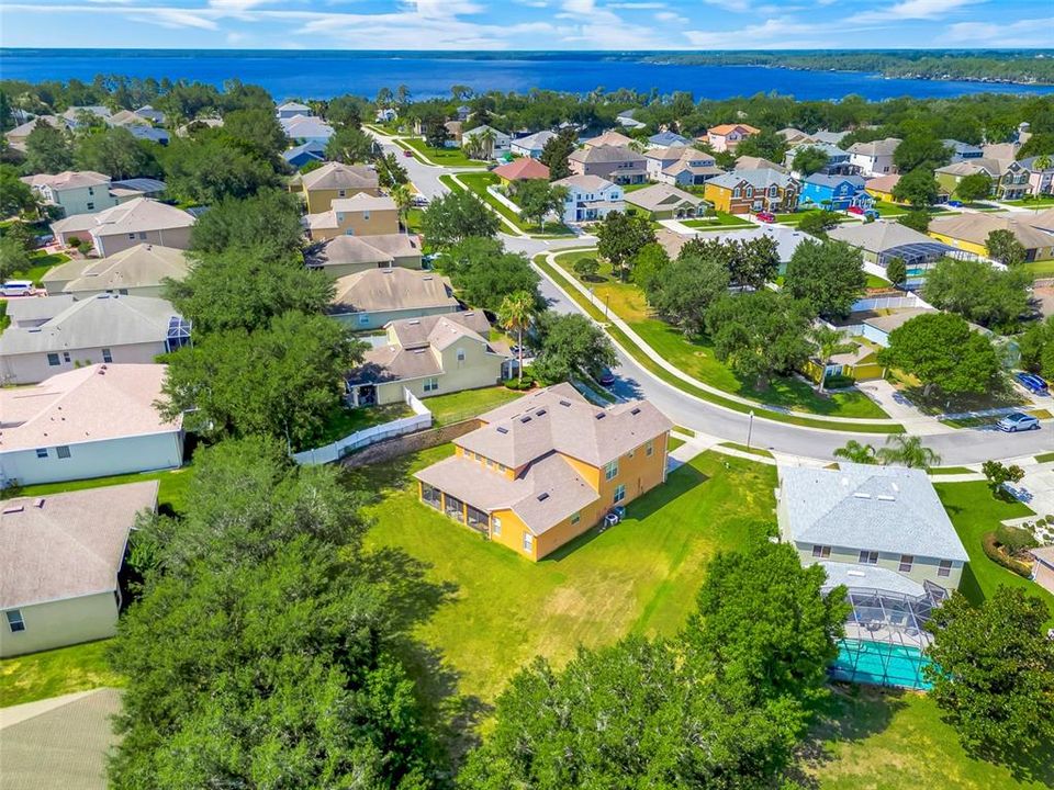 For Sale: $699,000 (5 beds, 4 baths, 3593 Square Feet)