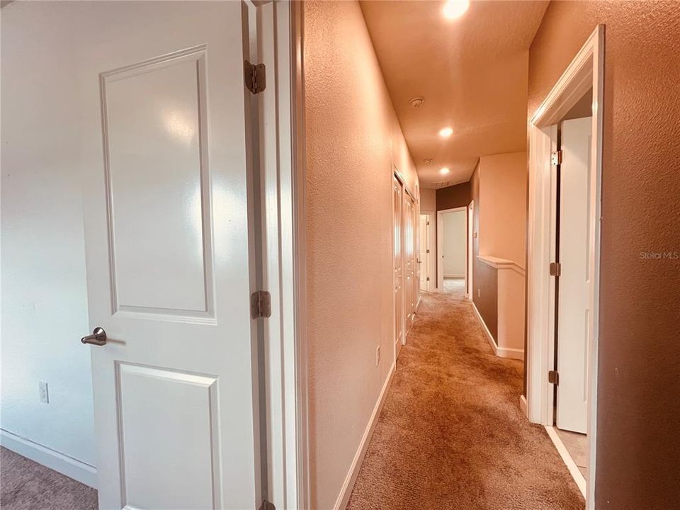 For Sale: $356,000 (4 beds, 3 baths, 1959 Square Feet)