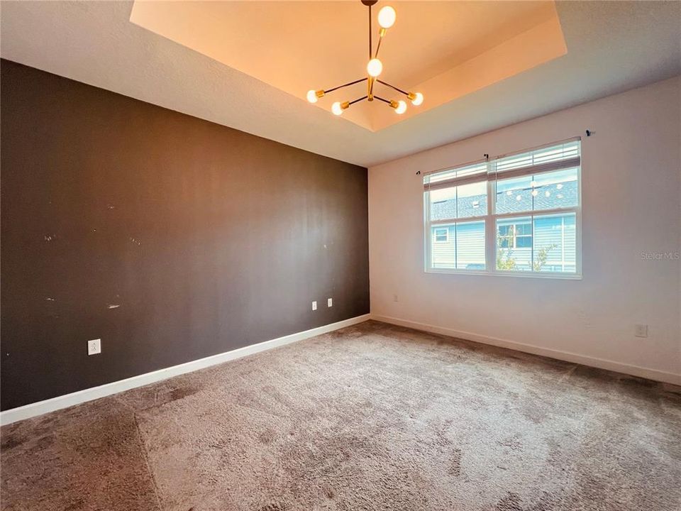 For Sale: $356,000 (4 beds, 3 baths, 1959 Square Feet)