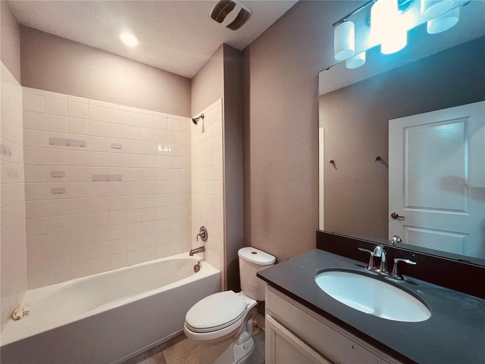For Sale: $356,000 (4 beds, 3 baths, 1959 Square Feet)