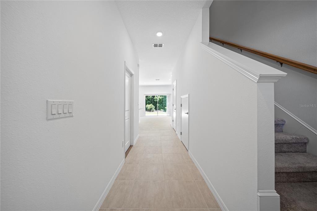 For Rent: $2,200 (3 beds, 2 baths, 1373 Square Feet)