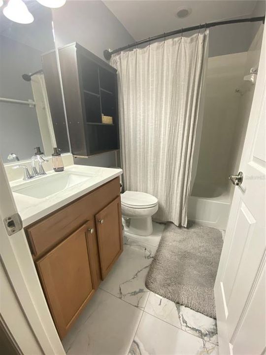 For Rent: $1,800 (3 beds, 2 baths, 1200 Square Feet)