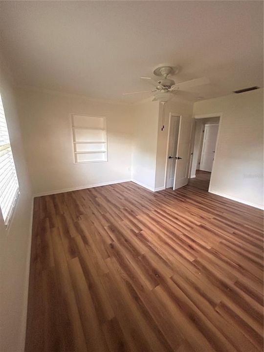 For Sale: $389,000 (3 beds, 2 baths, 2761 Square Feet)