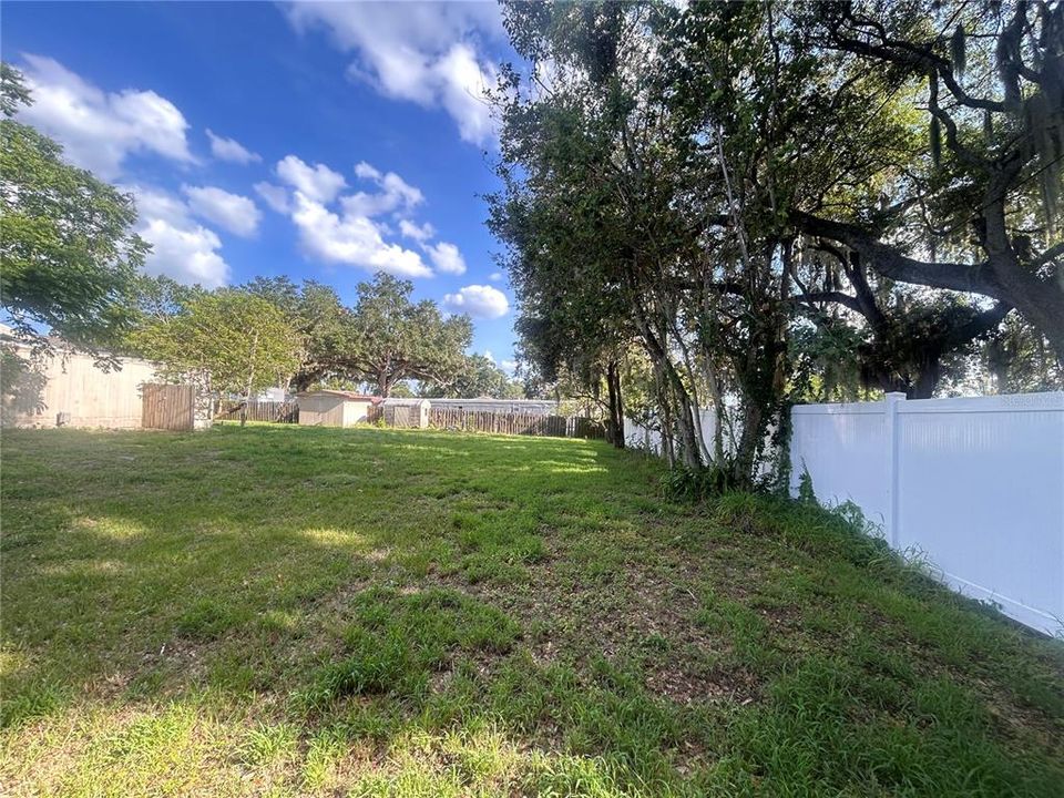 For Sale: $389,000 (3 beds, 2 baths, 2761 Square Feet)