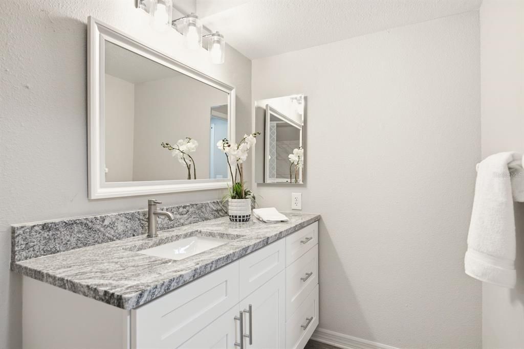 For Sale: $175,000 (3 beds, 2 baths, 1151 Square Feet)