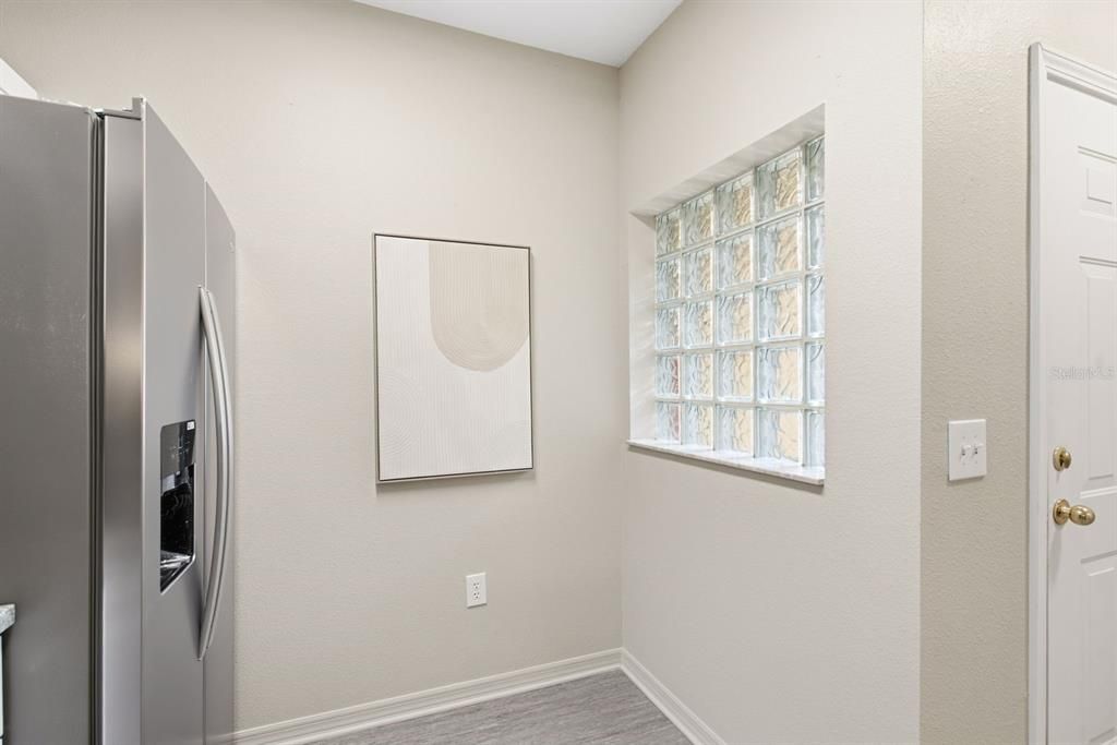 For Sale: $175,000 (3 beds, 2 baths, 1151 Square Feet)