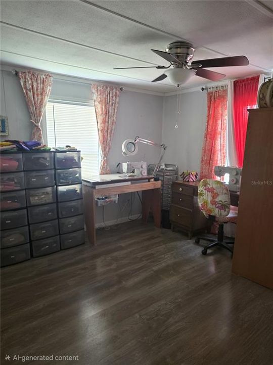 En Venta: $262,000 (4 camas, 2 baños, 1300 Pies cuadrados)