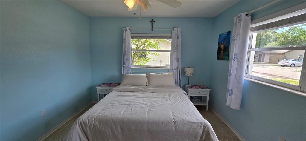 For Sale: $234,999 (2 beds, 1 baths, 802 Square Feet)