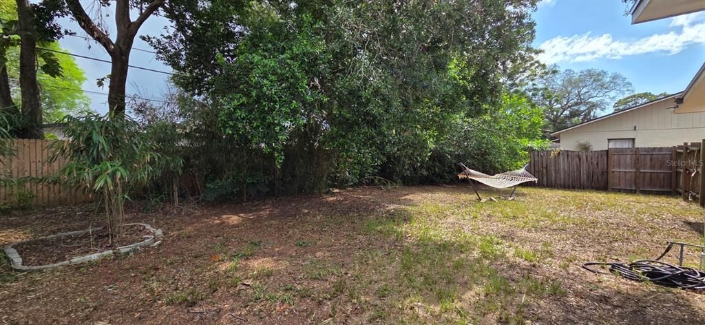 For Sale: $234,999 (2 beds, 1 baths, 802 Square Feet)