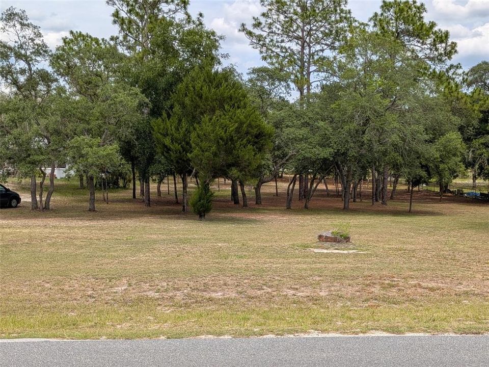 En Venta: $49,999 (0.93 acres)