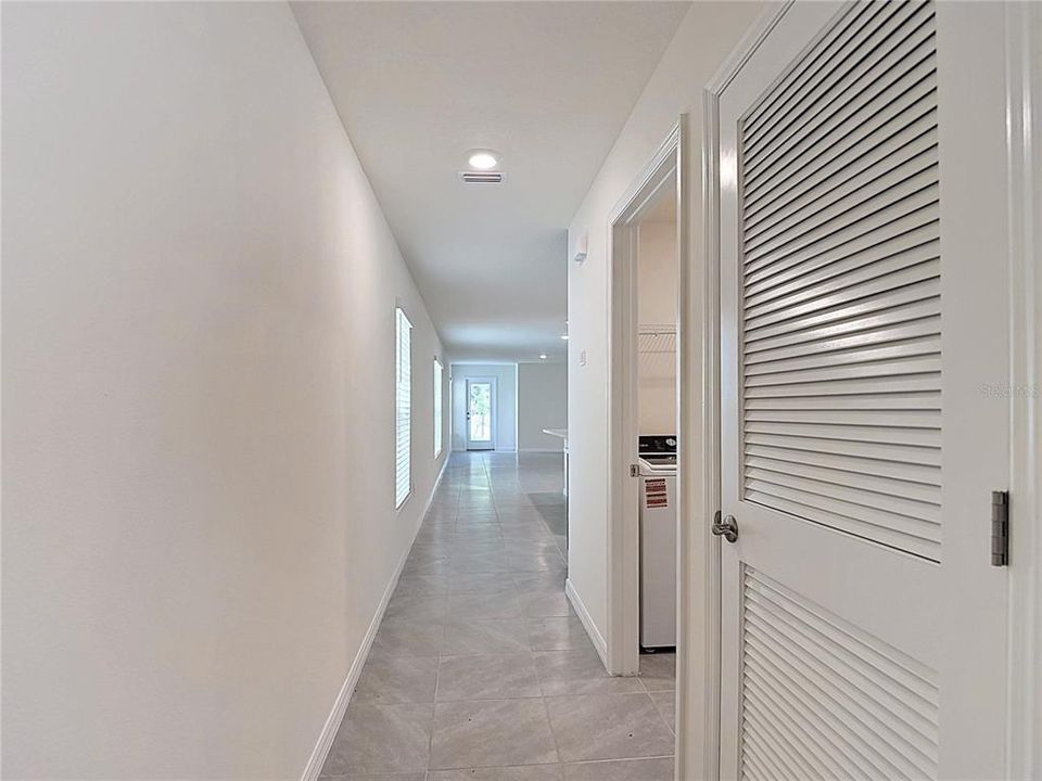 В аренду: $1,800 (4 спален, 2 ванн, 1665 Квадратных фут)