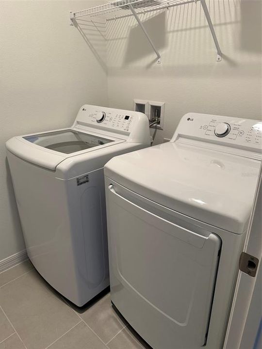 For Rent: $2,500 (3 beds, 2 baths, 1722 Square Feet)