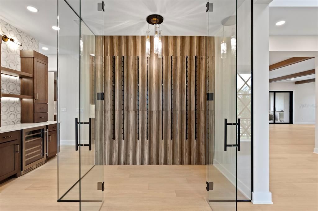 For Sale: $4,900,000 (5 beds, 5 baths, 6596 Square Feet)