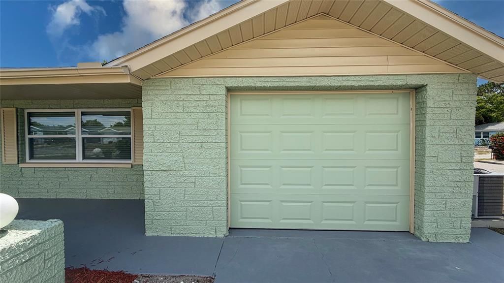 For Sale: $245,900 (3 beds, 2 baths, 1408 Square Feet)