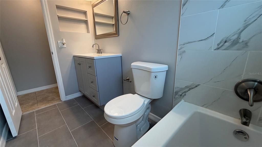 For Sale: $245,900 (3 beds, 2 baths, 1408 Square Feet)