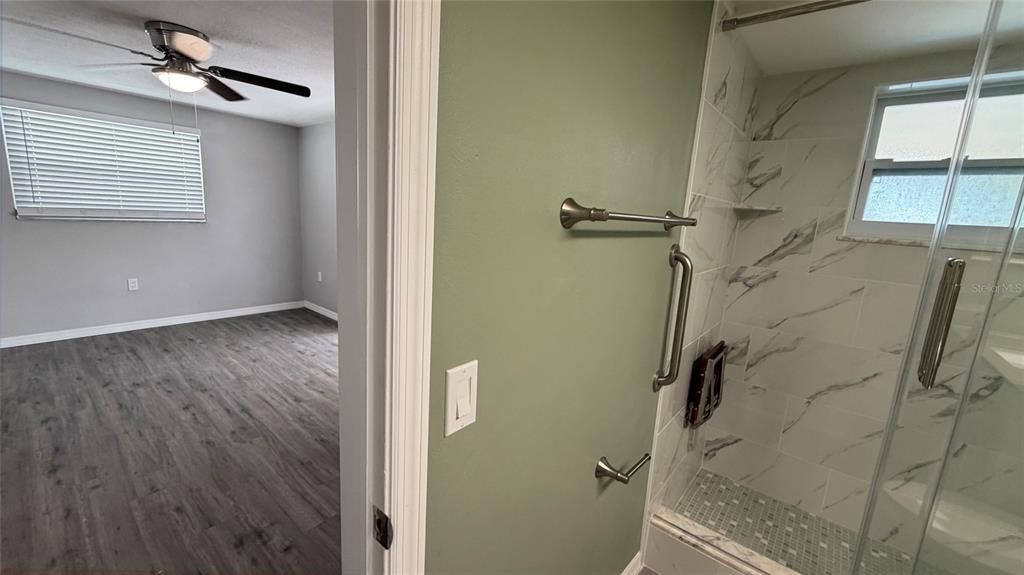 For Sale: $245,900 (3 beds, 2 baths, 1408 Square Feet)