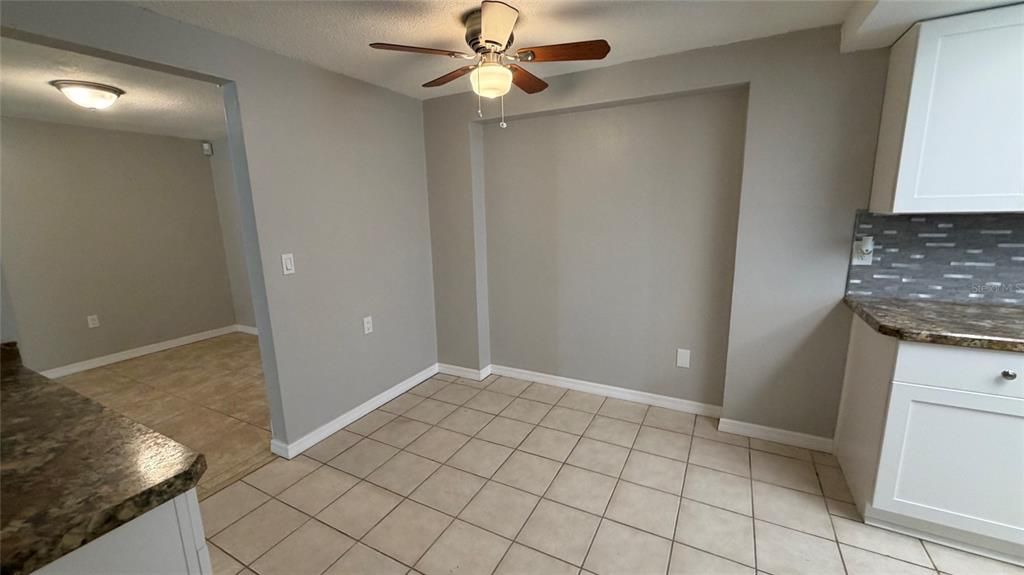 For Sale: $245,900 (3 beds, 2 baths, 1408 Square Feet)
