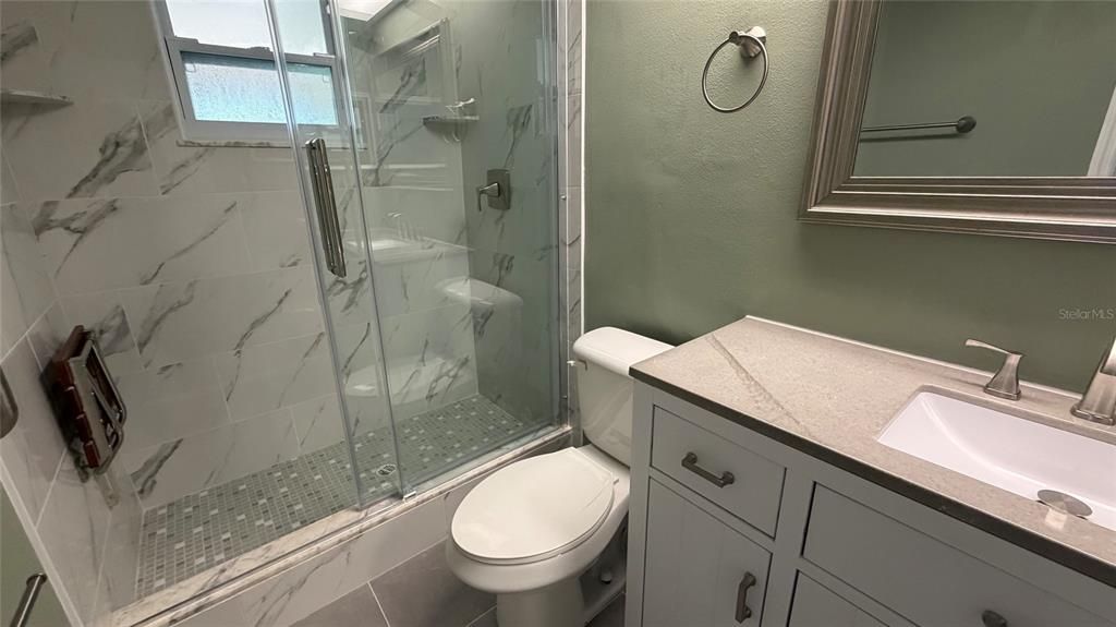 For Sale: $245,900 (3 beds, 2 baths, 1408 Square Feet)
