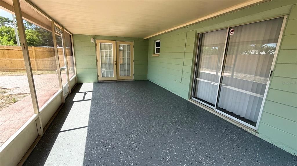 For Sale: $245,900 (3 beds, 2 baths, 1408 Square Feet)