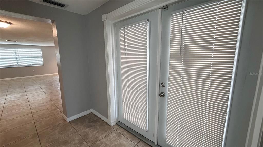 For Sale: $245,900 (3 beds, 2 baths, 1408 Square Feet)
