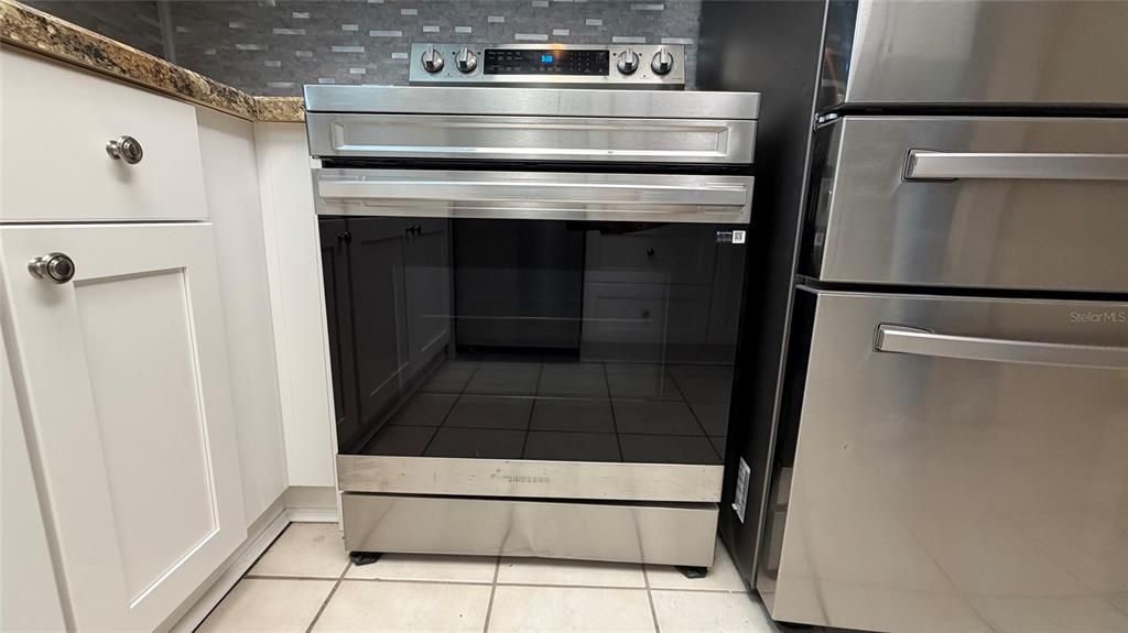 For Sale: $245,900 (3 beds, 2 baths, 1408 Square Feet)