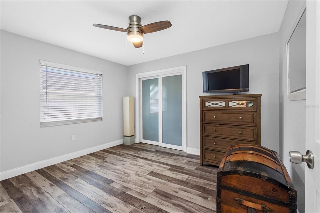 For Sale: $689,900 (3 beds, 2 baths, 1811 Square Feet)