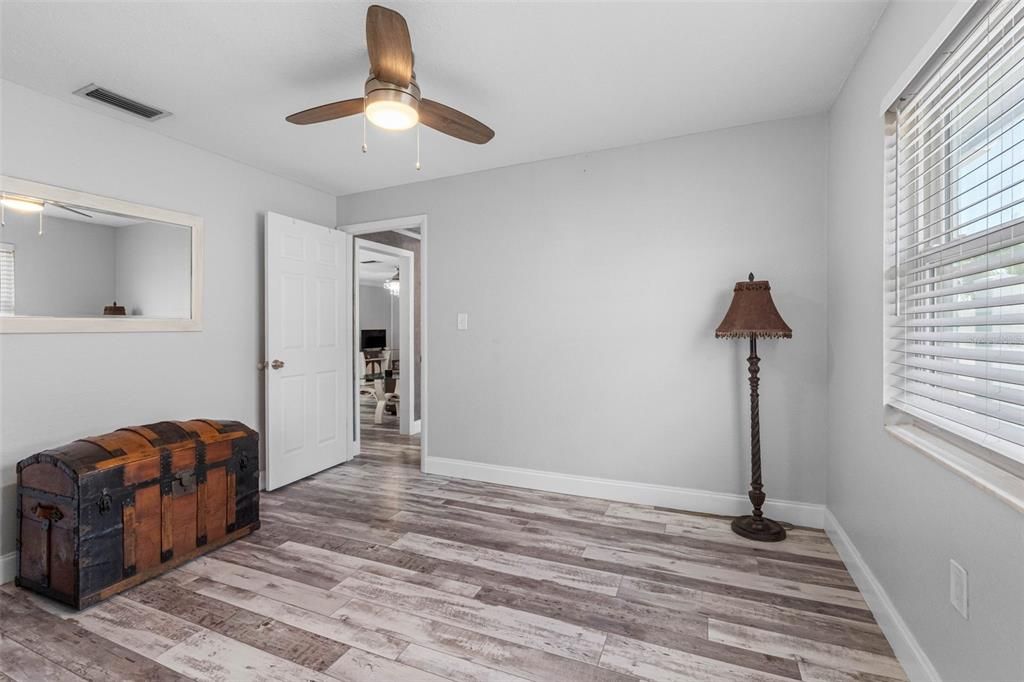 For Sale: $689,900 (3 beds, 2 baths, 1811 Square Feet)