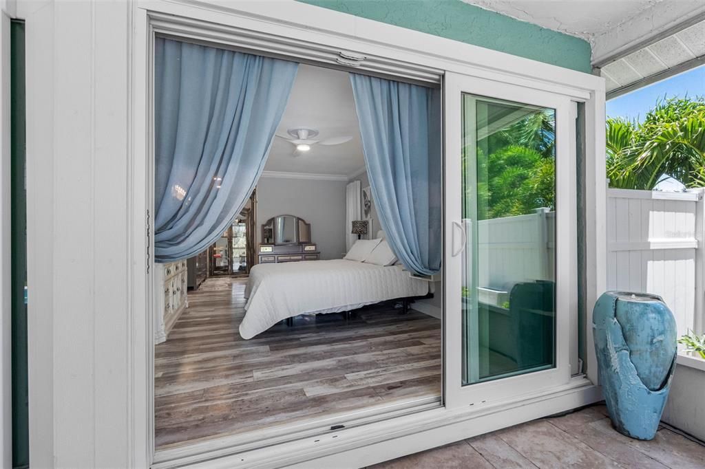 For Sale: $689,900 (3 beds, 2 baths, 1811 Square Feet)