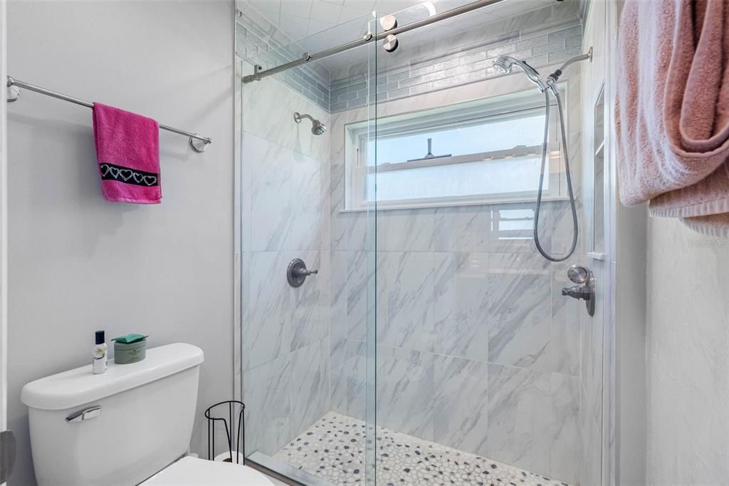For Sale: $689,900 (3 beds, 2 baths, 1811 Square Feet)
