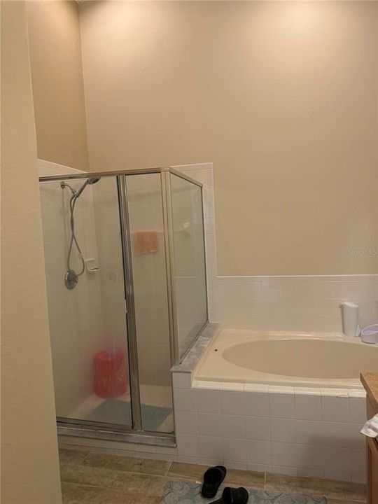 En Venta: $395,500 (4 camas, 2 baños, 1918 Pies cuadrados)
