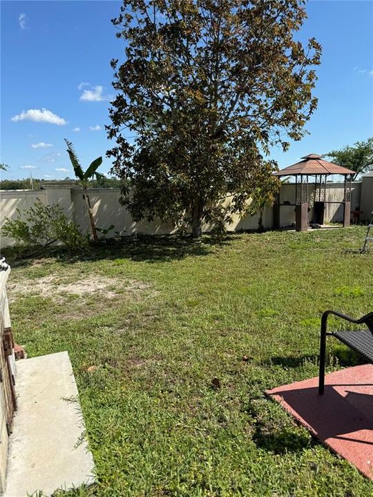 En Venta: $395,500 (4 camas, 2 baños, 1918 Pies cuadrados)