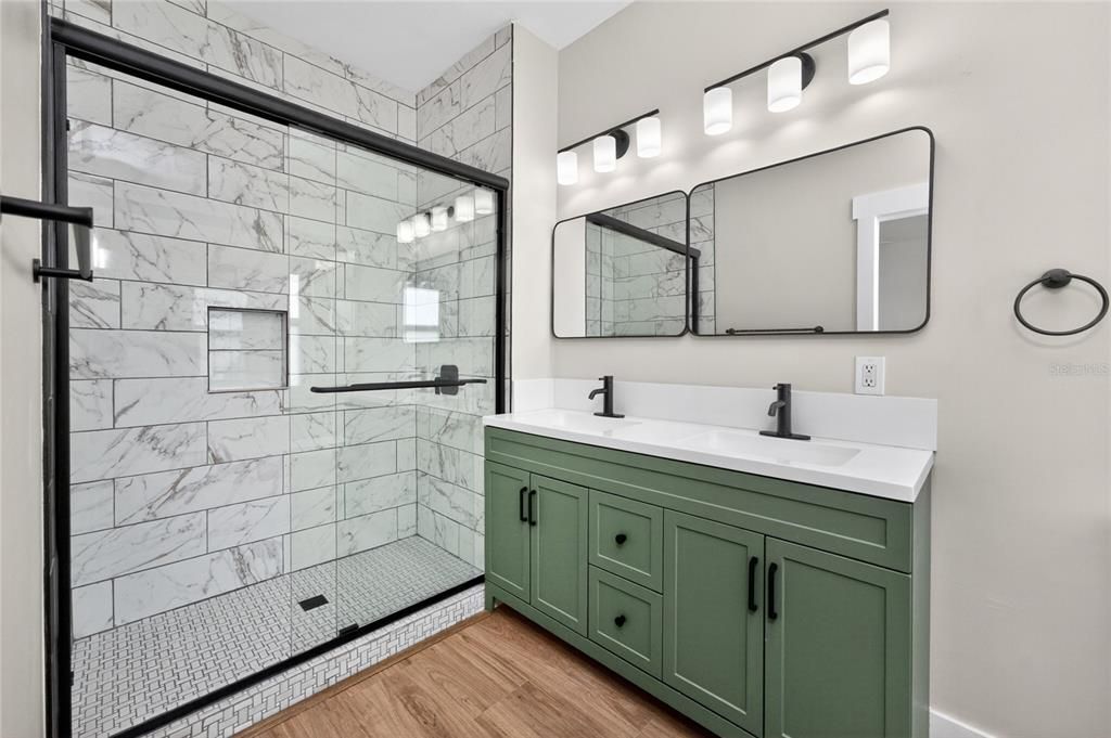 For Sale: $469,000 (3 beds, 2 baths, 2019 Square Feet)