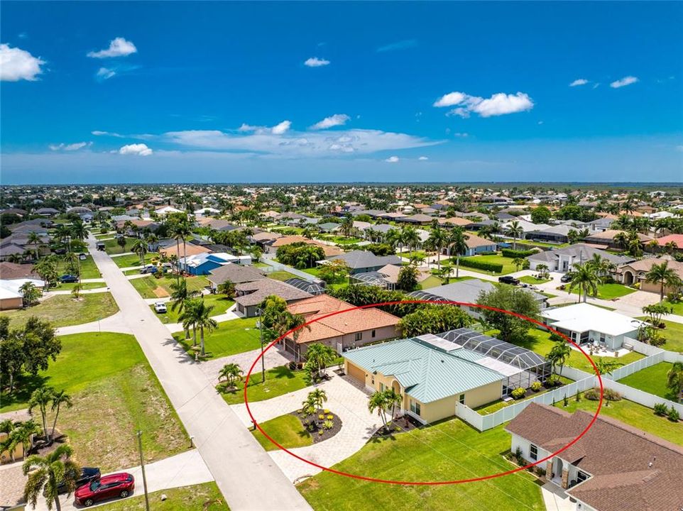 For Sale: $469,000 (3 beds, 2 baths, 2019 Square Feet)