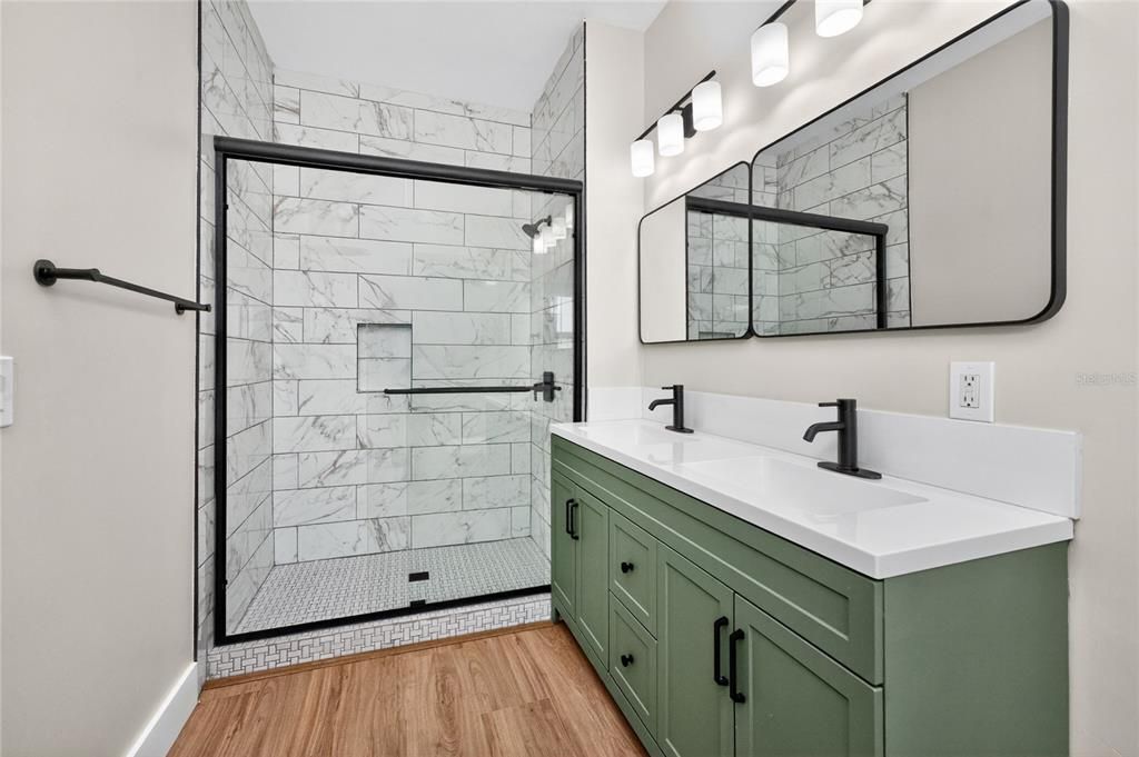 For Sale: $469,000 (3 beds, 2 baths, 2019 Square Feet)