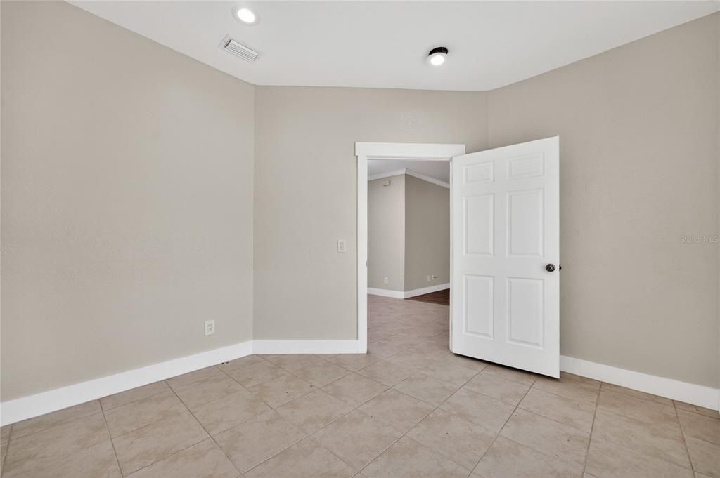For Sale: $469,000 (3 beds, 2 baths, 2019 Square Feet)