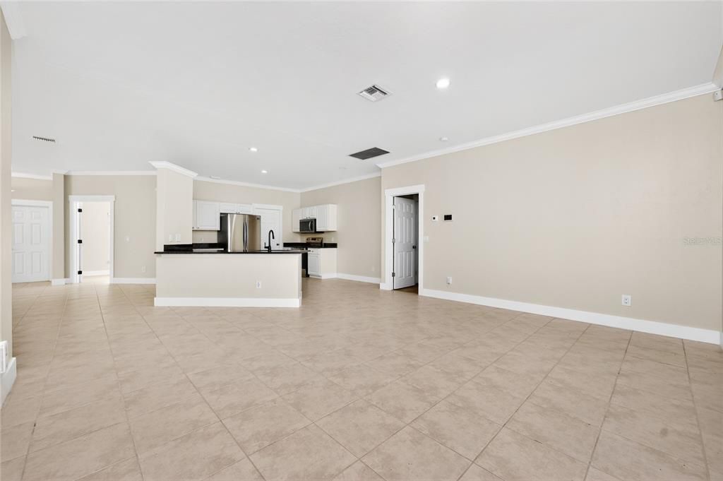 For Sale: $469,000 (3 beds, 2 baths, 2019 Square Feet)