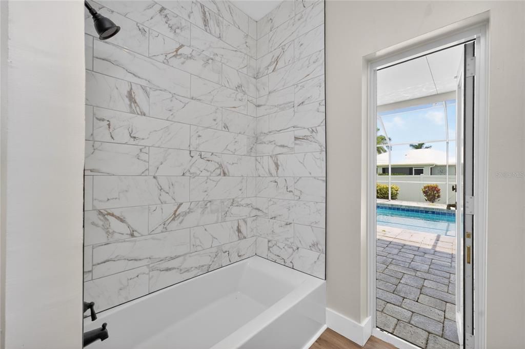 For Sale: $469,000 (3 beds, 2 baths, 2019 Square Feet)