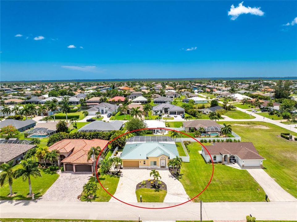 For Sale: $469,000 (3 beds, 2 baths, 2019 Square Feet)