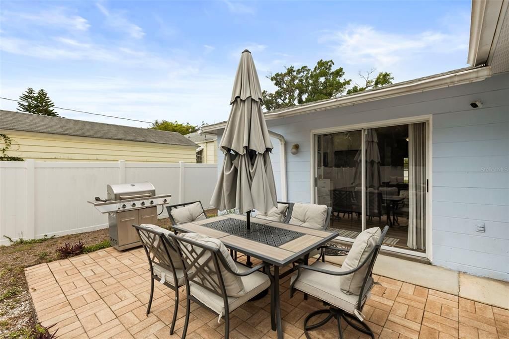 待售: $649,900 (3 贝兹, 2 浴室, 1300 平方英尺)
