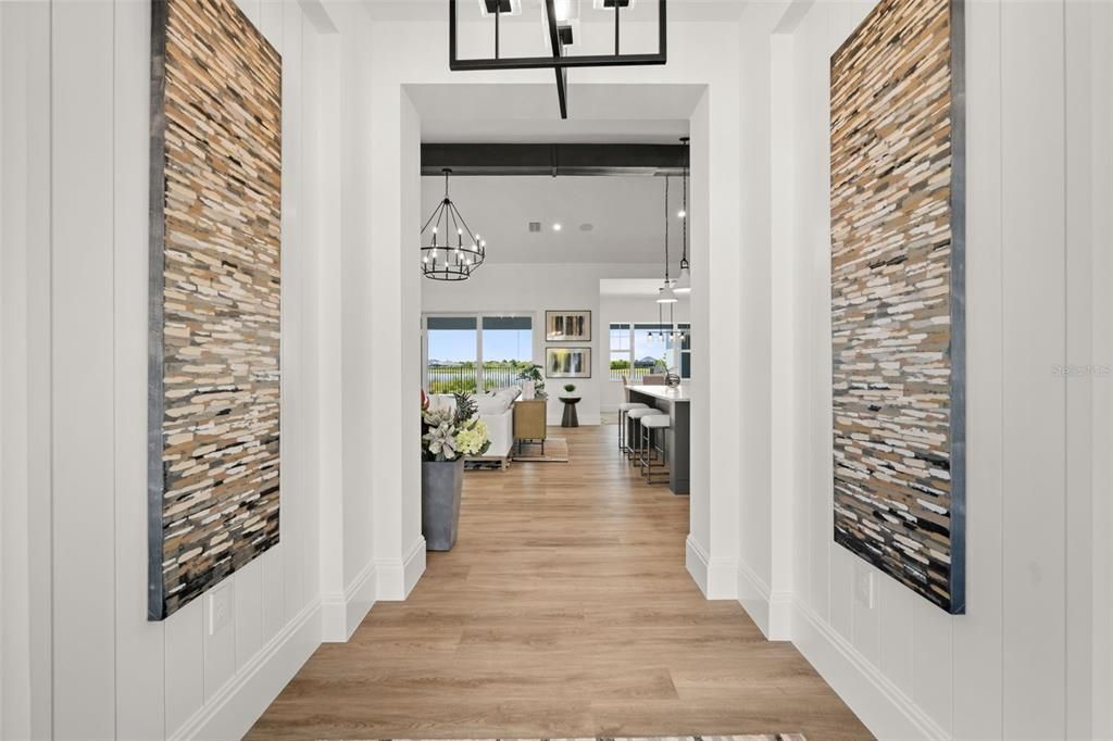 En Venta: $945,000 (3 camas, 3 baños, 2640 Pies cuadrados)