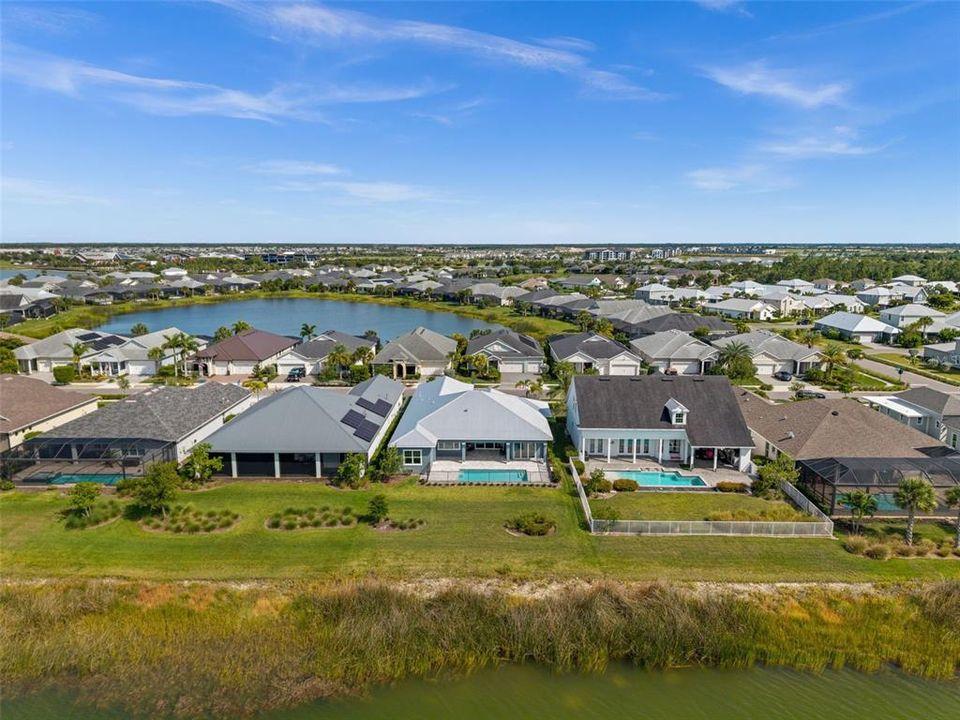 En Venta: $945,000 (3 camas, 3 baños, 2640 Pies cuadrados)