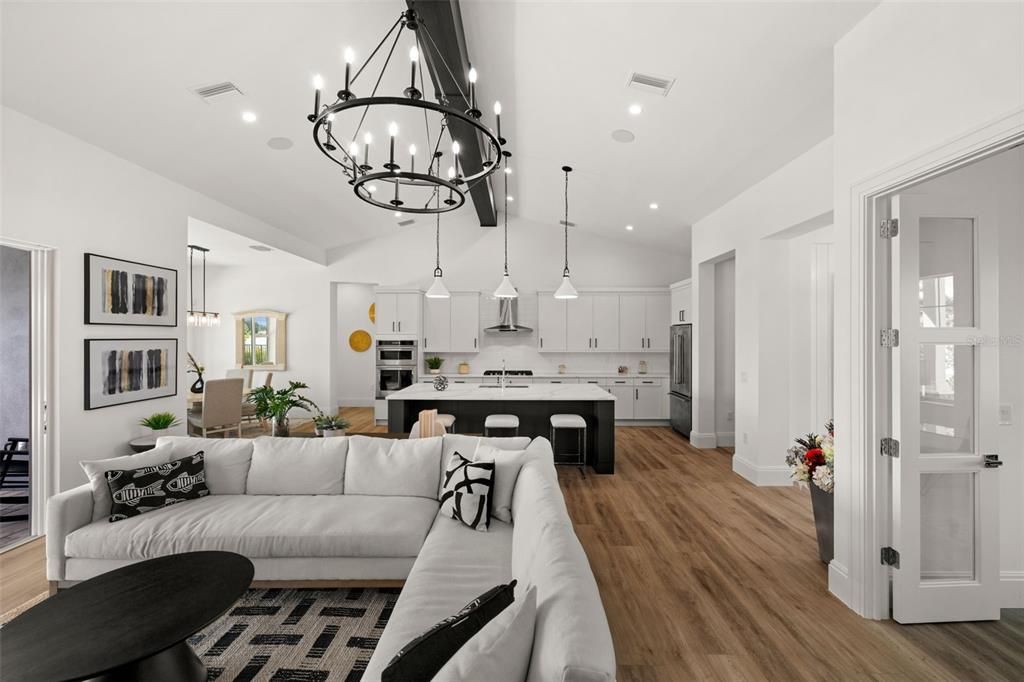 En Venta: $945,000 (3 camas, 3 baños, 2640 Pies cuadrados)