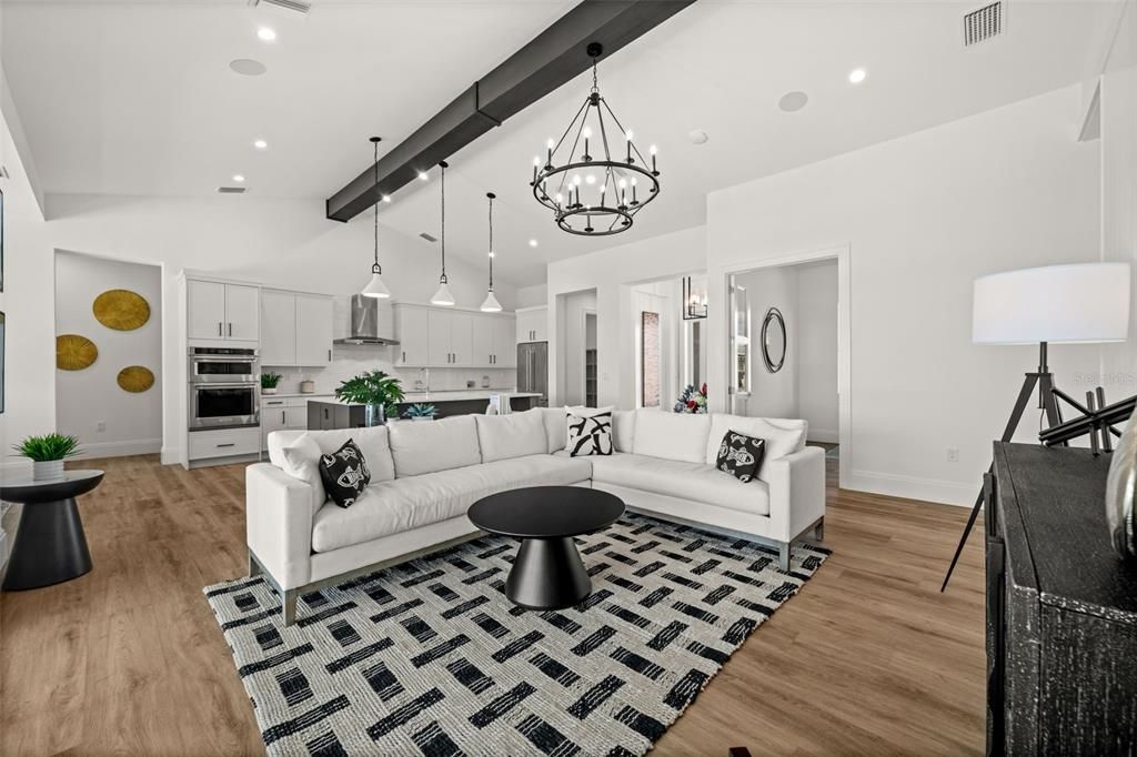 En Venta: $945,000 (3 camas, 3 baños, 2640 Pies cuadrados)
